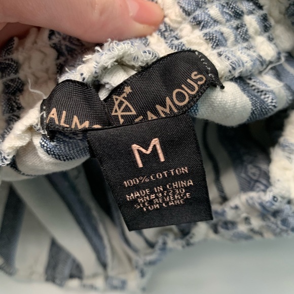 ALMOST FAMOUS Blue and White shorts SIZE MEDIUM - Picture 3 of 4